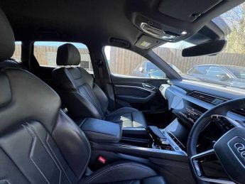 Audi e-tron Black Edition 50 quattro 230,00 kW