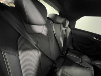 Audi A1 Sportback S line 30 TFSI  116 PS S tronic