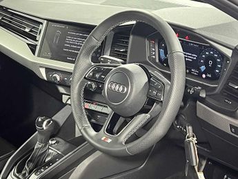 Audi A1 Sportback S line 30 TFSI  116 PS S tronic