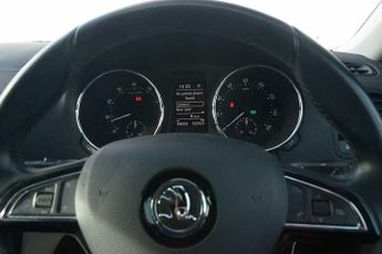 SKODA Yeti 1.2 TSI SE Outdoor DSG 5-Dr