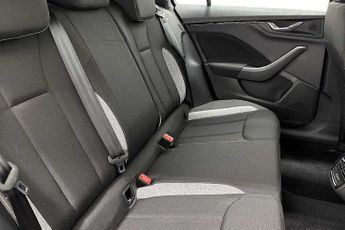 SKODA Kamiq 1.0 TSI SE Edition 5dr DSG