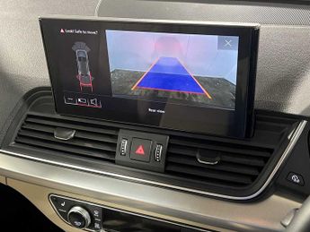 Audi Q5 SUV Sport 45 TFSI quattro 265 PS S tronic