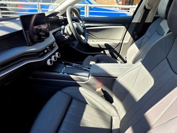 SKODA Superb 1.5 TSI e-TEC SE L 5dr DSG