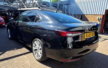 SKODA Superb 1.5 TSI e-TEC SE L 5dr DSG