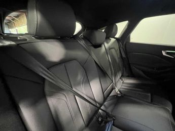 Audi A5 Avant S line TFSI  204 PS S tronic