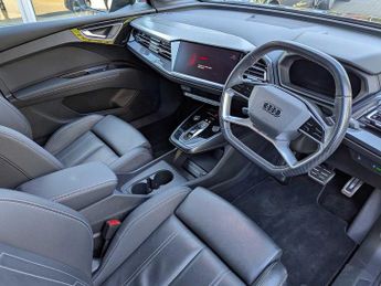 Audi Q4 E-tron Q4  (S) Black Edition 40 e-tron  150,00 kW