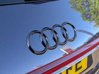 Audi Q4 E-tron Q4  (S) Black Edition 40 e-tron  150,00 kW