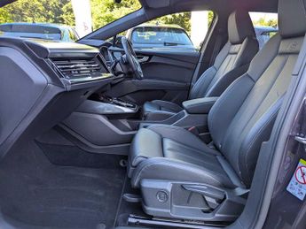 Audi Q4 E-tron Q4  (S) Black Edition 40 e-tron  150,00 kW