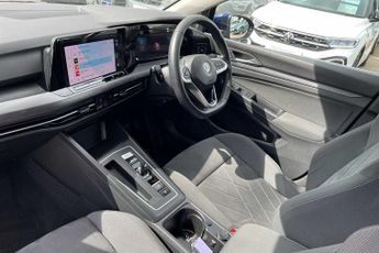 Volkswagen Golf 1.5 eTSI 150 Style 5dr DSG