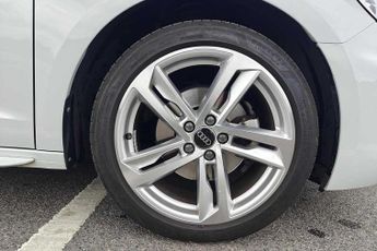 Audi A1 Sportback S line 30 TFSI  110 PS S tronic