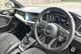 Audi A1 Sportback S line 30 TFSI  110 PS S tronic