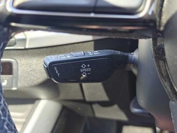 Audi Q2 Black Edition 35 TFSI  150 PS S tronic