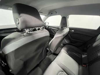 Audi A1 Sportback Sport 30 TFSI  110 PS S tronic