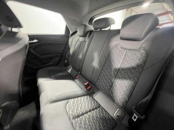 Audi A1 Sportback Sport 30 TFSI  110 PS S tronic