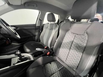 Audi A1 Sportback Sport 30 TFSI  110 PS S tronic