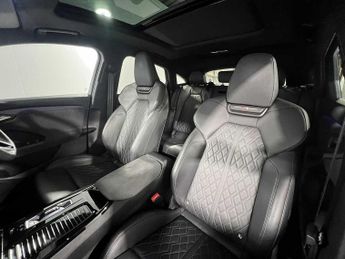 Audi Q6 E-tron Sportback SQ6 Sportback Edition 1 e-tron  360,00 kW