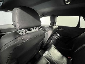 Audi Q2 S line 35 TFSI  150 PS S tronic