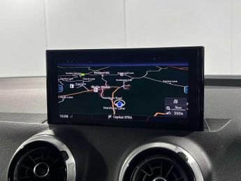 Audi Q2 S line 35 TFSI  150 PS S tronic