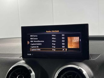 Audi Q2 S line 35 TFSI  150 PS S tronic