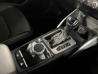 Audi Q2 S line 35 TFSI  150 PS S tronic