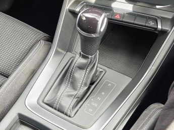 Audi Q3 Sportback Black Edition 45 TFSI e  245 PS S tronic