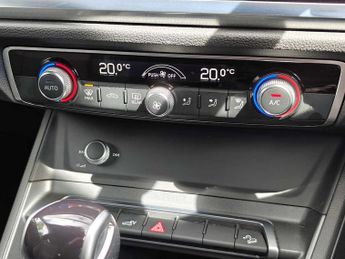 Audi Q3 Sportback Black Edition 45 TFSI e  245 PS S tronic