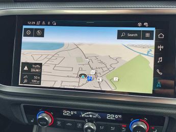 Audi Q3 S line 35 TFSI  150 PS S tronic