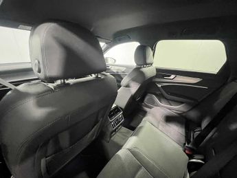 Audi A6 Avant S line 50 TFSI e quattro 299 PS S tronic