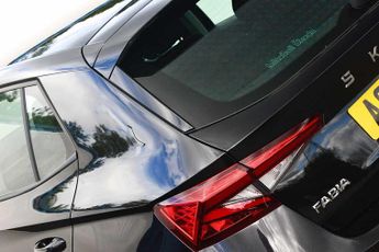 SKODA Fabia 1.0 TSI 116 SE Edition 5dr DSG