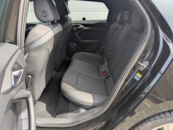 Audi A1 Sportback S line 30 TFSI  110 PS S tronic