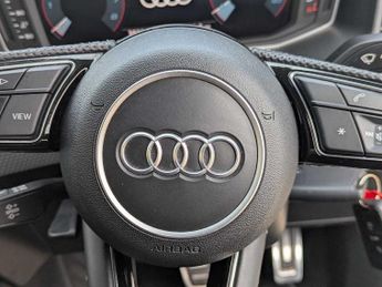 Audi A1 Sportback S line 30 TFSI  110 PS S tronic