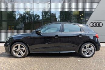 Audi A1 Sportback S line 30 TFSI  110 PS S tronic