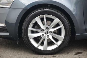 SKODA Octavia Hatchback (2017) 1.5 TSI SE L (150PS) DSG
