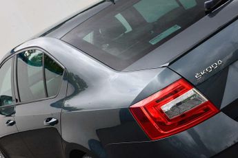 SKODA Octavia Hatchback (2017) 1.5 TSI SE L (150PS) DSG