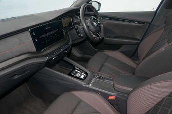 SKODA Octavia vRS Hatch 1.4 TSI (245ps) vRS iV DSG