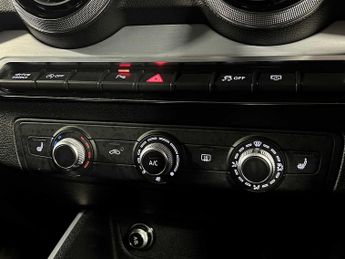 Audi Q2 S line 35 TFSI  150 PS S tronic