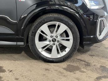 Audi Q2 S line 35 TFSI  150 PS S tronic