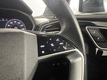 Audi Q4 E-tron Q4  Edition 1 50 e-tron quattro 220,00 kW