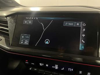 Audi Q4 E-tron Q4  Edition 1 50 e-tron quattro 220,00 kW