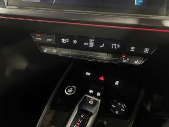Audi Q4 E-tron Q4  Edition 1 50 e-tron quattro 220,00 kW