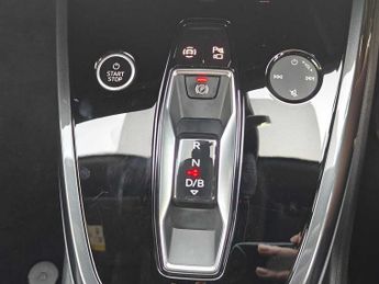Audi Q4 E-tron Q4  Edition 1 40 e-tron  150,00 kW