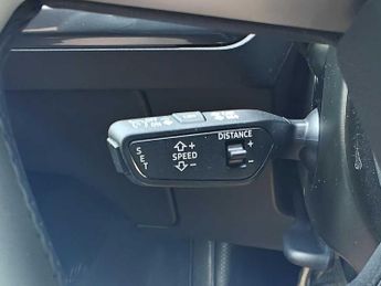 Audi Q4 E-tron Q4  Edition 1 40 e-tron  150,00 kW