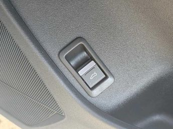 Audi Q4 E-tron Q4  S line 45 e-tron  210,00 kW