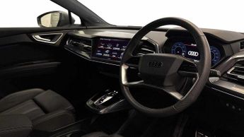Audi Q4 E-tron Q4  S line 45 e-tron  210,00 kW