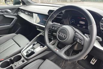Audi A3 Sportback Black Edition 35 TFSI  150 PS S tronic