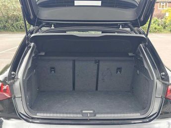 Audi A3 Sportback Black Edition 35 TFSI  150 PS S tronic
