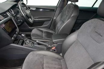 SKODA Octavia 2.0 TDI CR Laurin + Klement 5dr DSG