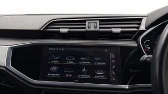 Audi Q3 Technik 45 TFSI e  245 PS S tronic