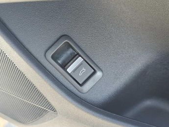Audi Q4 E-tron Sportback Q4 Sportback S line 45 e-tron  210,00 kW