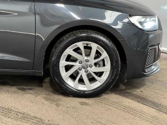 Audi A1 Sportback Sport 35 TFSI  150 PS S tronic